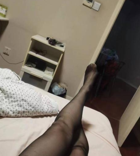 荣昌东街三通白虎熟妇-春欲楼