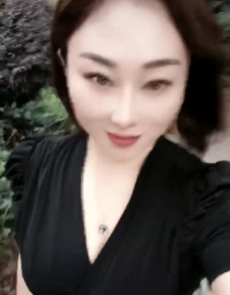 优雅气质少妇-春欲楼