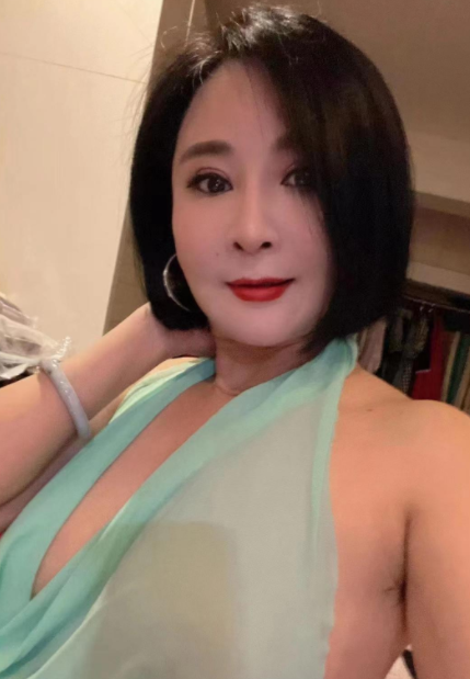 青云谱肥臀大胸妹-春欲楼