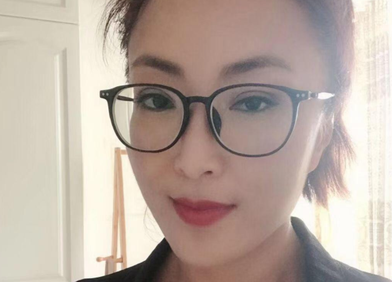 南昌妖姬 眼镜气质女-春欲楼