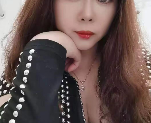 大胸熟妇-春欲楼
