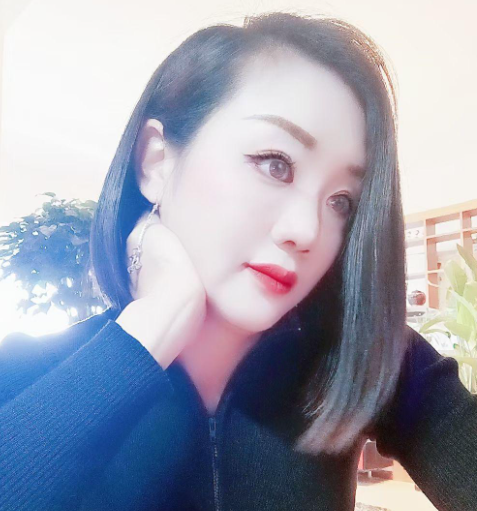 长相甜美、身材火辣小姐姐-春欲楼