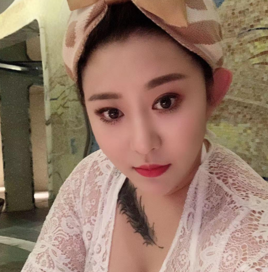 胸大丰满型的少妇-春欲楼