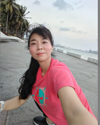 健身的小姐姐-春欲楼