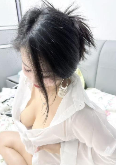 风骚少妇小丽-春欲楼