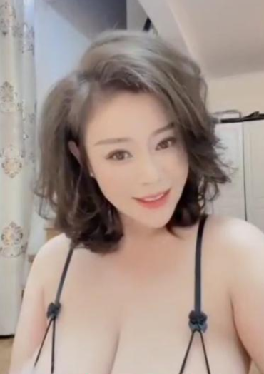 可以闷死人的巨乳姐姐-春欲楼