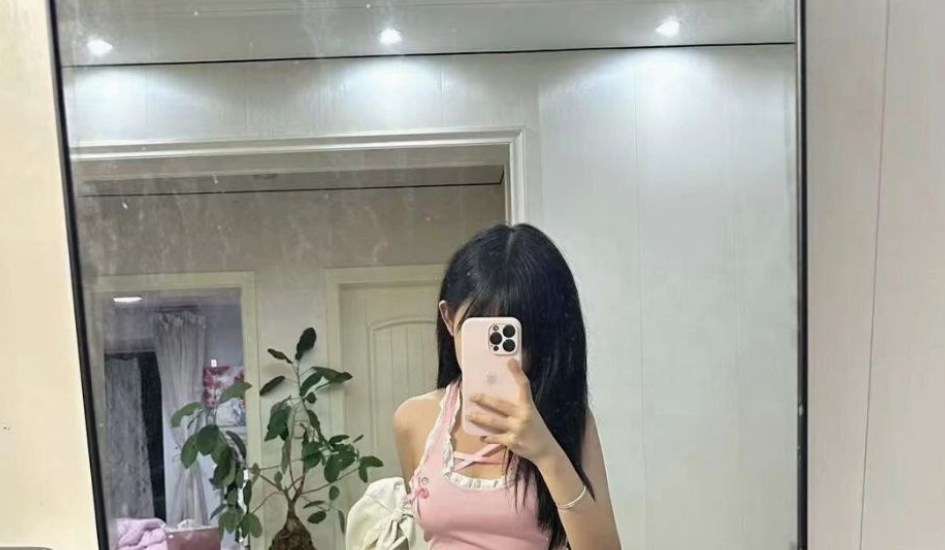 [徐汇] 徐汇大长腿骚女-春欲楼
