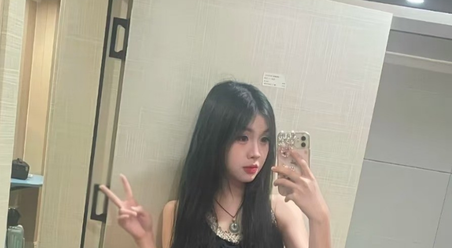 [苏州] 昆山清纯唯美小嫩妹逼紧水多-春欲楼