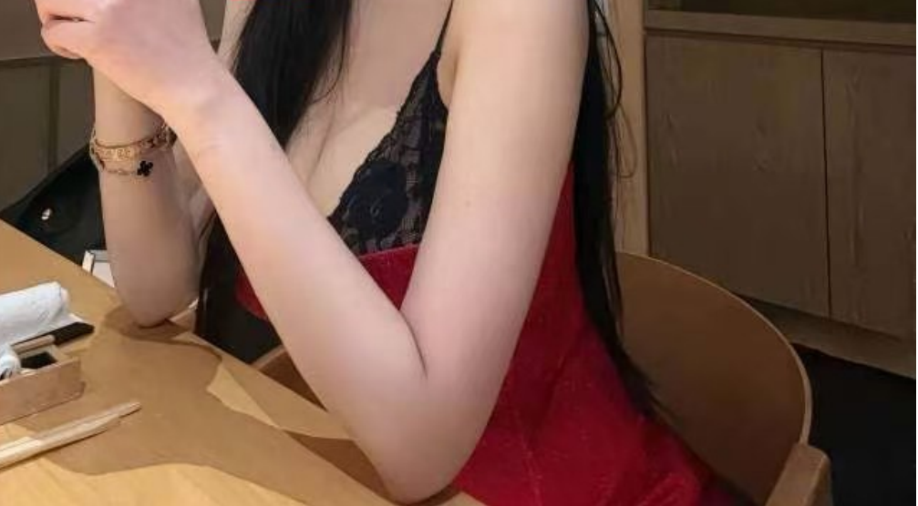[徐汇] 上海外围轻熟黑丝御姐-春欲楼