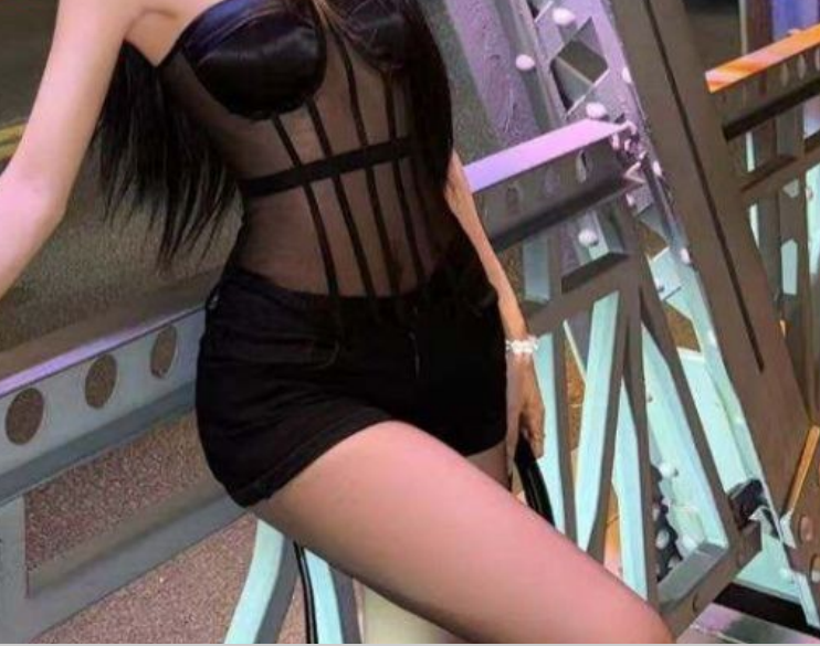 [长沙] 长沙外围黑丝火辣小妖精服务超好-春欲楼