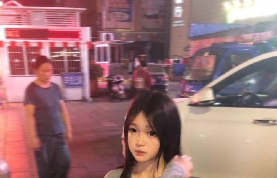 [温州] 温州学生边爱边拍-春欲楼