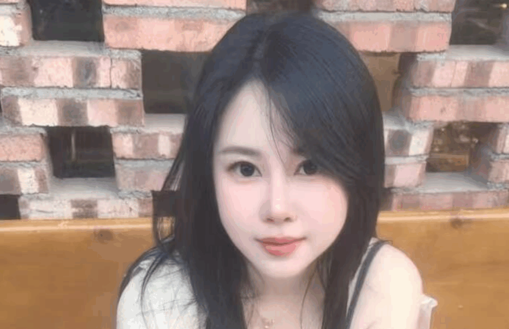 [朝阳] 天然胸性瘾女木子-春欲楼