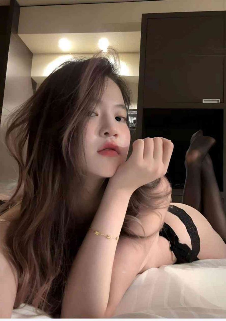 粉嫩多汁活好🉑无套内射{可提供小妹公寓}-春欲楼